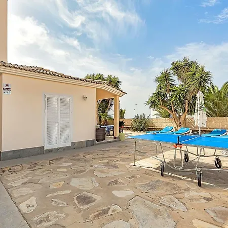 شاليه Astonishing Chalet With Huge Terrace أذيخي